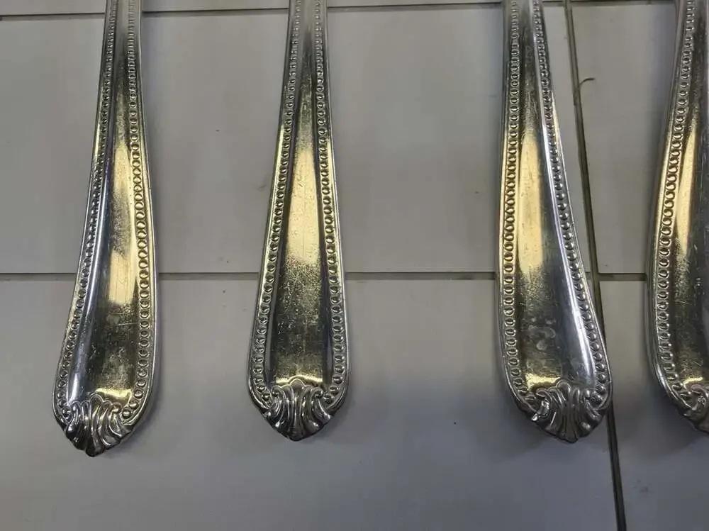 Lenox set teaspoons